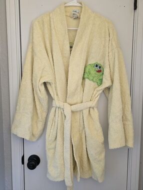 Vintage Robe with Green Frog Embroidery
